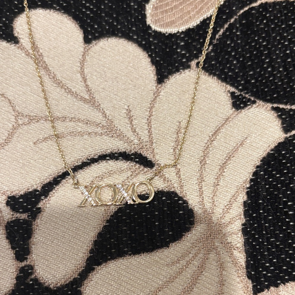 Gold XOXO Necklace